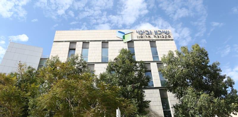 בנין שיכון ובינוי / צילום: שלומי יוסף