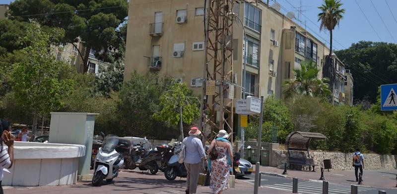 רחוב דפנה בתל אביב - מתחם המיועד לפינוי-בינוי / צילום: תמר מצפי