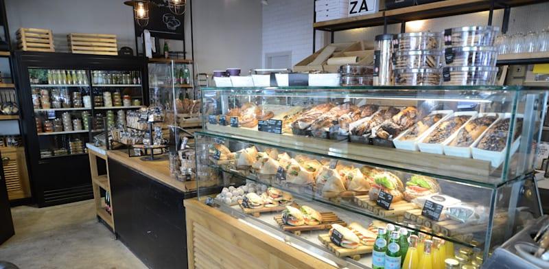 סניף ארקפה / צילום: איל יצהר