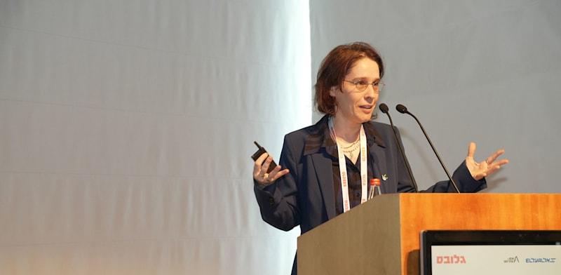 אלונה בר און, מו''ל גלובס, בכנס 40 עד 40 / צילום: כדיה לוי