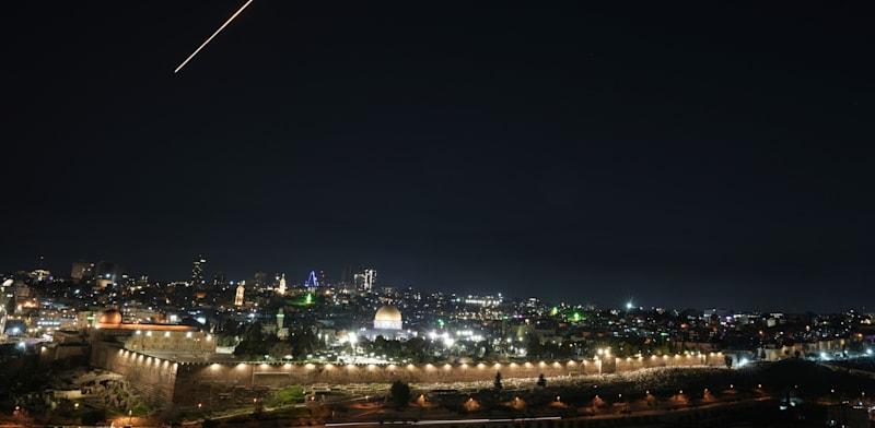 טילים הערב בירושלים / צילום: Mahmoud Illean