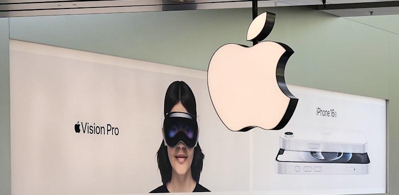 חנות של אפל בבייג'ינג, סין / צילום: ap, Andy Wong חנות של אפל בבייג'ינג, סין / צילום: ap, Andy Wong