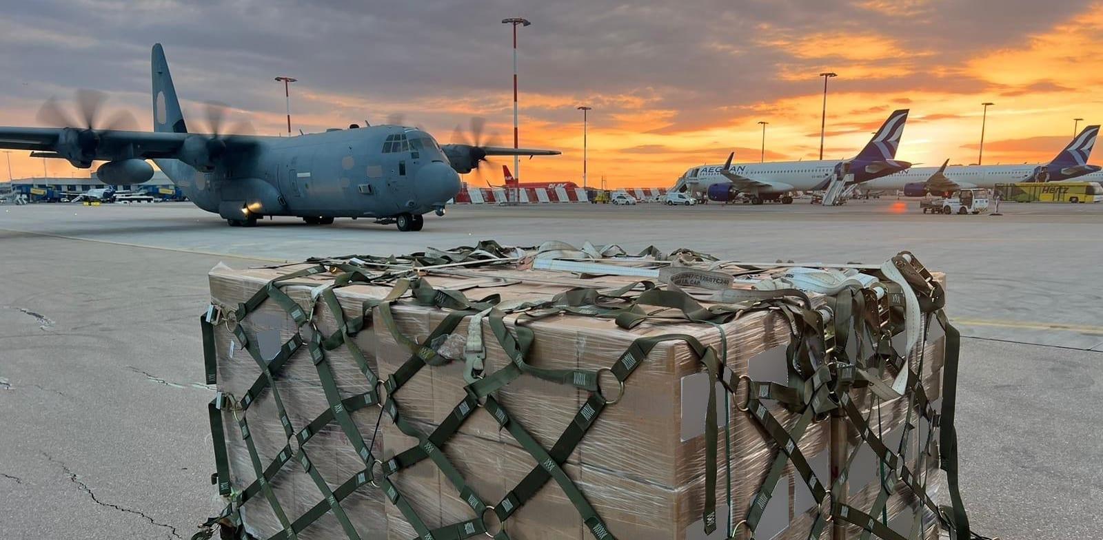 ציוד צבאי שהגיע לצה''ל אחרי ה-7 באוקטובר / צילום: דוברות משרד הביטחון ציוד צבאי שהגיע לצה''ל אחרי ה-7 באוקטובר / צילום: דוברות משרד הביטחון