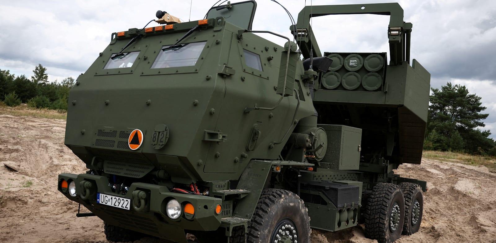 מערכת שיגור הטילים האמריקאית HIMARS / צילום: Reuters, Kacper Pempel מערכת שיגור הטילים האמריקאית HIMARS / צילום: Reuters, Kacper Pempel