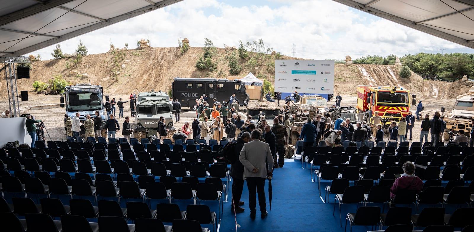 תערוכת יורוסאטורי / צילום: Reuters, Chris Emil Janßen תערוכת יורוסאטורי / צילום: Reuters, Chris Emil Janßen