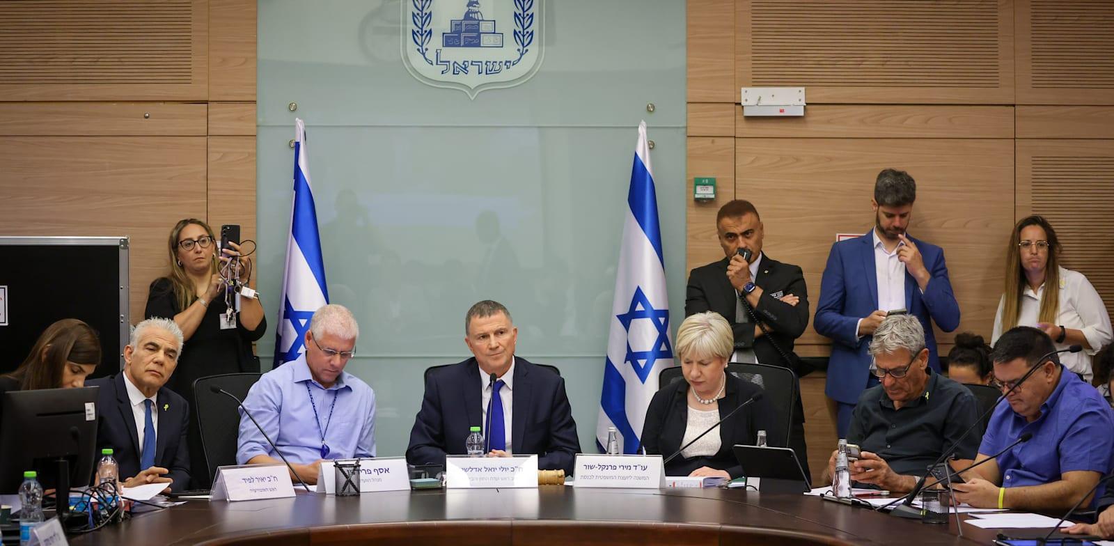 ועדת החוץ והביטחון, היום (ג') / צילום: נועם מושקוביץ' ועדת החוץ והביטחון, היום (ג') / צילום: נועם מושקוביץ'