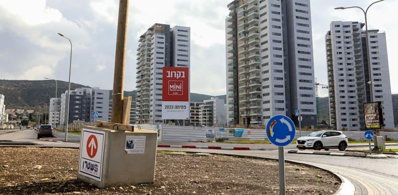 בנייני מגורים בטירת הכרמל / צילום: שלומי יוסף בנייני מגורים בטירת הכרמל / צילום: שלומי יוסף