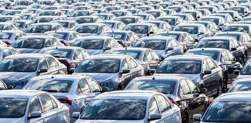 כלי רכב חדשים. נוצרה אשליה של ביקושים בענף הרכב בישראל / צילום: Shutterstock כלי רכב חדשים. נוצרה אשליה של ביקושים בענף הרכב בישראל / צילום: Shutterstock