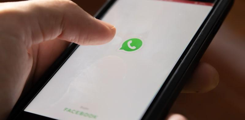 תקלה מסתורית בוואטסאפ תקפה מספר רב של משתמשי אייפון בארץ / צילום: Shutterstock, Wachiwit תקלה מסתורית בוואטסאפ תקפה מספר רב של משתמשי אייפון בארץ / צילום: Shutterstock, Wachiwit