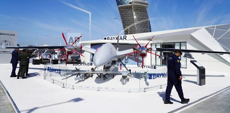 מל''ט של בייקאר / צילום: Associated Press, Jon Gambrell מל''ט של בייקאר / צילום: Associated Press, Jon Gambrell