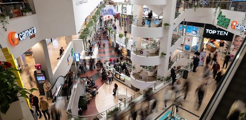 קניון דיזנגוף סנטר. הישראלים ממשיכים לרכוש / צילום: גיא חמוי קניון דיזנגוף סנטר. הישראלים ממשיכים לרכוש / צילום: גיא חמוי