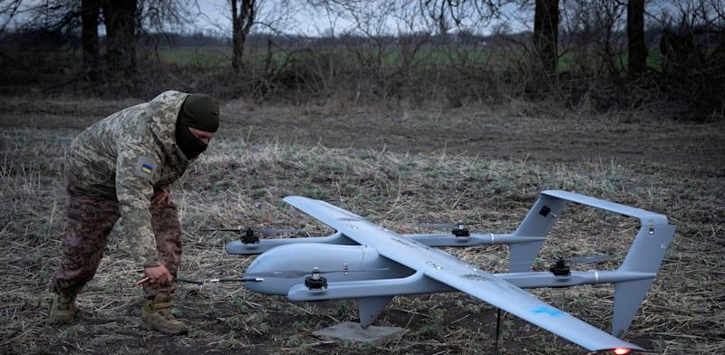 כטב''ם בשירות צבא אוקראינה / צילום: ap, Efrem Lukatsky כטב''ם בשירות צבא אוקראינה / צילום: ap, Efrem Lukatsky