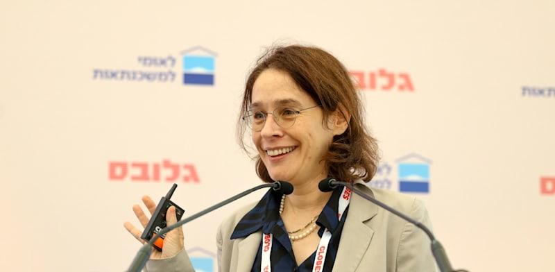 מו''ל גלובס אלונה בר און בכנס המשכנתאות של גלובס / צילום: שלומי יוסף מו''ל גלובס אלונה בר און בכנס המשכנתאות של גלובס / צילום: שלומי יוסף