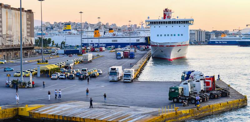 נמל פיראוס, יוון / צילום: Shutterstock, Panagiotis Chatziiliadis נמל פיראוס, יוון / צילום: Shutterstock, Panagiotis Chatziiliadis