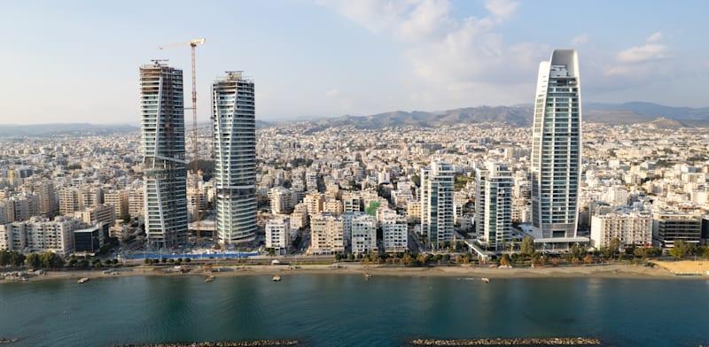 לימסול, קפריסין. הדרך רוויה גם בלא מעט סיכונים / צילום: Shutterstock לימסול, קפריסין. הדרך רוויה גם בלא מעט סיכונים / צילום: Shutterstock