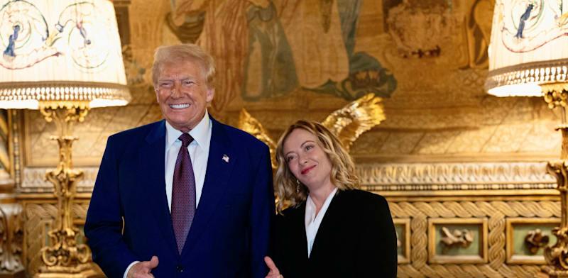 ג'ורג'יה מלוני ודונלד טראמפ / צילום: Reuters ג'ורג'יה מלוני ודונלד טראמפ / צילום: Reuters