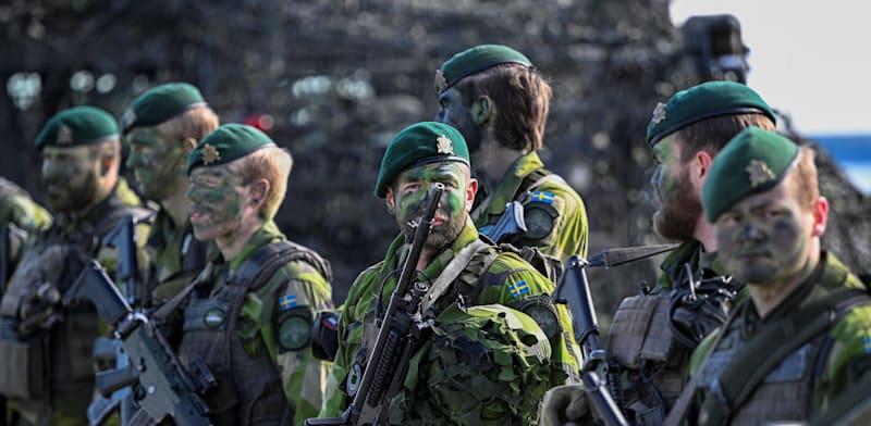 חיילים שוודים באימון שנערך עם הצבא הפיני באפריל 2023 / צילום: Reuters חיילים שוודים באימון שנערך עם הצבא הפיני באפריל 2023 / צילום: Reuters