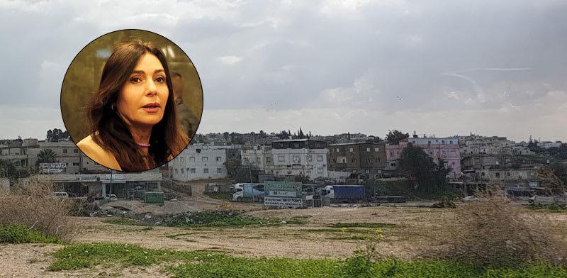 שטח פתוח סמוך לרהט. בעיגול: שרת התחבורה מירי רגב / צילום: צילומים: בר-אל, עמית שאבי - "ידיעות אחרונות" שטח פתוח סמוך לרהט. בעיגול: שרת התחבורה מירי רגב / צילום: צילומים: בר-אל, עמית שאבי - "ידיעות אחרונות"