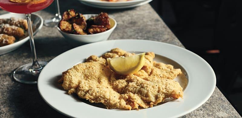 שניצל ב''סזאר'' / צילום: אמיר מנחם שניצל ב''סזאר'' / צילום: אמיר מנחם