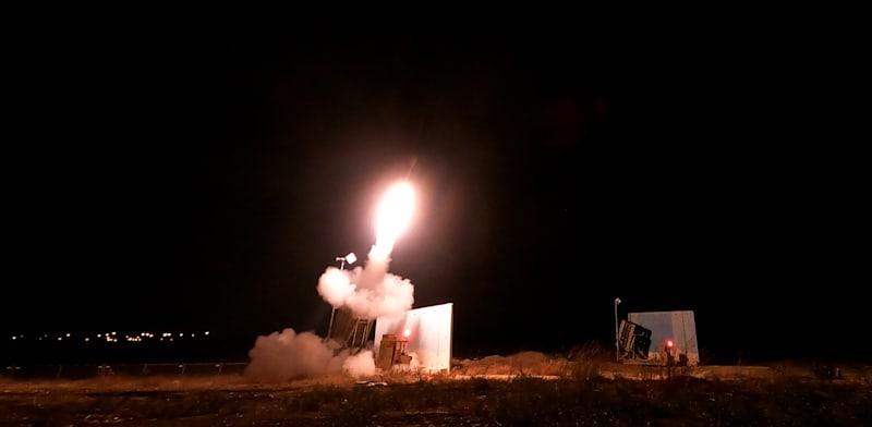 מערכות ההגנה האווירית של ישראל בפעולה / צילום: משרד הביטחון מערכות ההגנה האווירית של ישראל בפעולה / צילום: משרד הביטחון