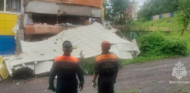 נזקי רעידת האדמה ברוסיה / צילום: ap נזקי רעידת האדמה ברוסיה / צילום: ap