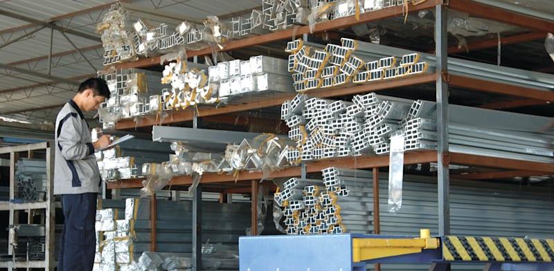 מפעל אלומיניום בסין / צילום: Shutterstock מפעל אלומיניום בסין / צילום: Shutterstock