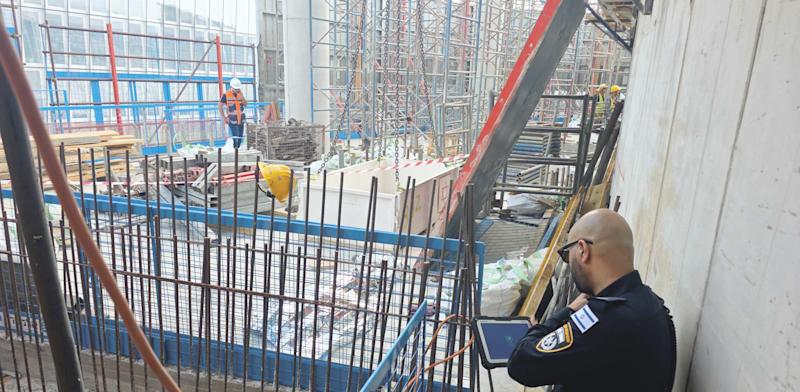 תאונה במלון שרונה של נצבא בתל אביב / צילום: דוברות המשטרה תאונה במלון שרונה של נצבא בתל אביב / צילום: דוברות המשטרה