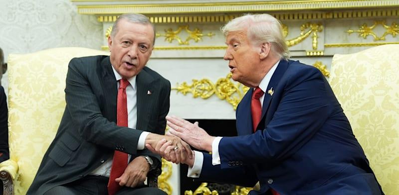 טראמפ וארדואן בפגישה בבית הלבן החודש / צילום: ap, Evan Vucci טראמפ וארדואן בפגישה בבית הלבן החודש / צילום: ap, Evan Vucci