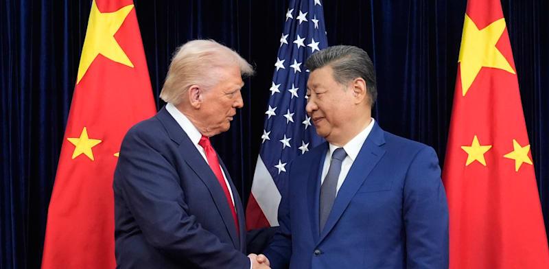 נשיאי ארה''ב וסין יחד / צילום: ap, Mark Schiefelbein נשיאי ארה''ב וסין יחד / צילום: ap, Mark Schiefelbein