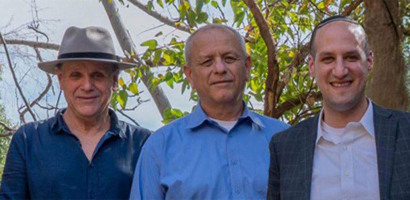 יזמי MyOr. מימין: ד''ר מיכאל ברנדווין, ד''ר אריאל כץ ופרופ' רוני כהן / צילום: באדיבות החברה יזמי MyOr. מימין: ד''ר מיכאל ברנדווין, ד''ר אריאל כץ ופרופ' רוני כהן / צילום: באדיבות החברה