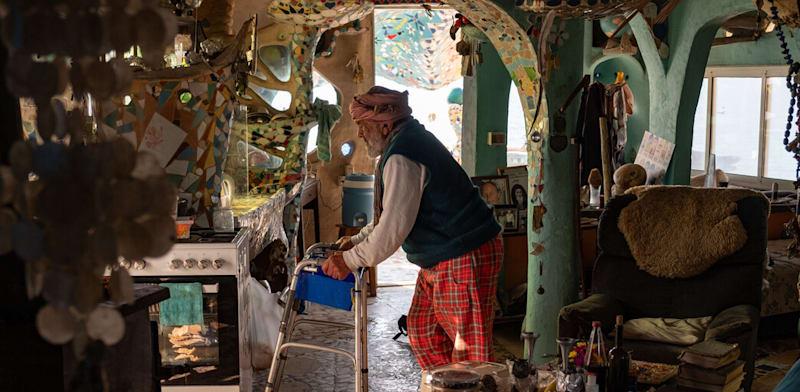 ניסים קחלון ב"בית הצדף" בהרצליה / צילום: עמית מרטין מנשרוף, N12 ניסים קחלון ב"בית הצדף" בהרצליה / צילום: עמית מרטין מנשרוף, N12