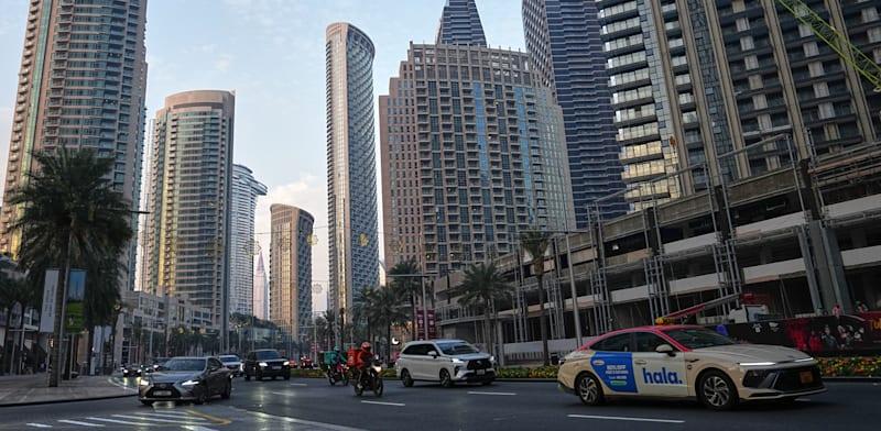 רחובות דובאי בתחילת השבוע / צילום: ap, Fatima Shbair רחובות דובאי בתחילת השבוע / צילום: ap, Fatima Shbair