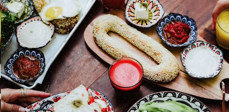 פינוקים בבית הקפה הבוטקה / צילום: רותם נמר פינוקים בבית הקפה הבוטקה / צילום: רותם נמר