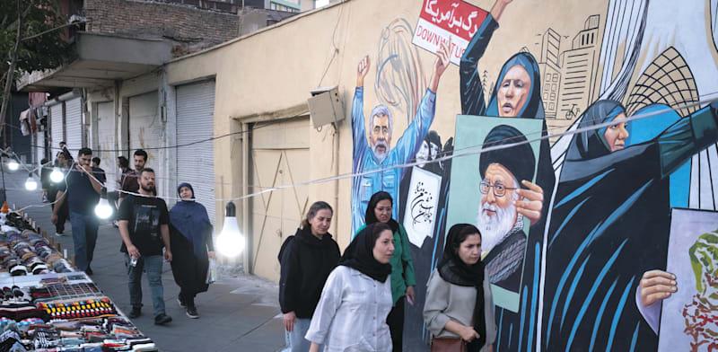 רחוב באיראן / צילום: Reuters, Morteza Nikoubazl רחוב באיראן / צילום: Reuters, Morteza Nikoubazl